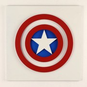 Veselá Stena 3D drevená dekorácia znak Kapitán Amerika 30 x 30 cm