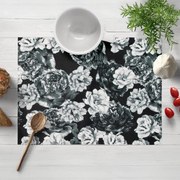 Biante Zamatové prestieranie na stôl Tamara TMR-040 Čierno-biele pivonky na čiernom 30x40 cm