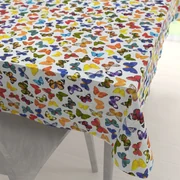 Biante Dekoračný obdĺžnikový obrus Leona LN-062 Farebné motýliky na bielom 80x120 cm