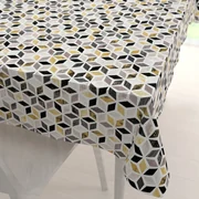 Biante Dekoračný obdĺžnikový obrus Leona LN-065 Zlato-čierna mozaika 50x100 cm