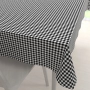 Biante Bavlnený obdĺžnikový obrus Sandra SA-060 Čierno-biele kocky 50x100 cm