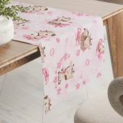 Biante Detský bavlnený behúň na stôl Sandra SA-438 Ružové žirafy na bielom 20x120 cm