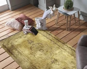 Koberec vintage v zlatej farbe Šírka: 80 cm | Dĺžka: 150 cm