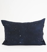 Saténová obliečka na vankúš 40 x 60 cm - Hviezdna obloha