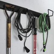 Nástenný kovový vešiak so 6 háčikmi