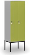 Drevená šatníková skrinka S4 s podnožou, 2 oddiely, 1871 x 600 x 500 mm, demont, otočný zámok, sivá/zelená