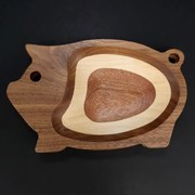 AMADEA Drevená miska mozaika v tvare ošípanej, masívne drevo, 3 druhy drevín, rozmer 20x12,50x2,50 cm
