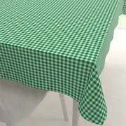 Biante Bavlnený obdĺžnikový obrus Sandra SA-058 Zeleno-biele kocky 140x220 cm