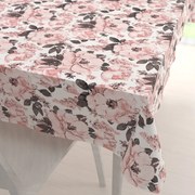 Biante Bavlnený obdĺžnikový obrus Sandra SA-549 Ružové ruže a puky na bielom 50x100 cm