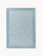 Koberec's nízkym vlasom Kari