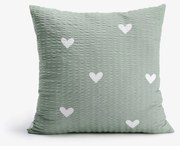 Goldea krepová obliečka na vankúš - srdiečka na šalviovo zelenom 40 x 40 cm