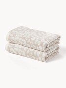 Uterák Leo, rôzne veľkosti