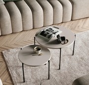 Okrúhly konferenčný stolík Sonatia 45 cm na kovových nohách - kasmír