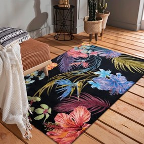 Luxusný čierny koberec s motívom exotických kvetov
