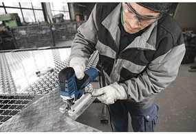 Priamočiara píla Bosch GST 150 CE