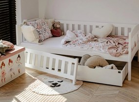 Detská posteľ z masívu GANDALF so šuplíkmi - 200x90 cm - PRÍRODNÁ BOROVICA