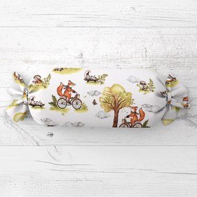 Biante Detský vankúš valec bonbon Sandra SA-697 Líšky na bicykloch - zelené na bielom 15x60 cm