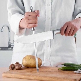 8- dielna sada nožov so stojanom