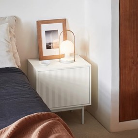 Biely matný nočný stolík Sierra – Teulat