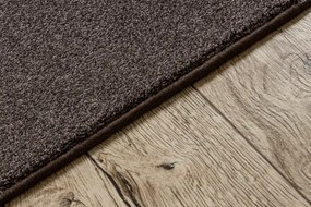 Metrážny koberec INDUS 40 hnedý