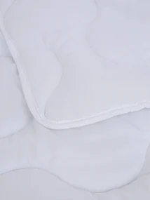 Celoročná prešívaná prikrývka z dutého vlákna – 140 x 220 cm
