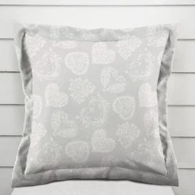 Biante Dekoračná obliečka na vankúš s lemom PML-071 Srdce s ornamentami na sivom 40 x 60 cm