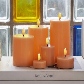 SIRIUS Vosková LED svíčka Sille, broskvová, 7,5 x 10 cm