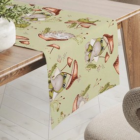 Biante Detský bavlnený behúň na stôl Sandra SA-474 Žabky a zvieratká medzi hubami na zelenom 20x120 cm