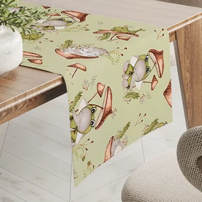 Biante Detský bavlnený behúň na stôl Sandra SA-474 Žabky a zvieratká medzi hubami na zelenom 20x120 cm