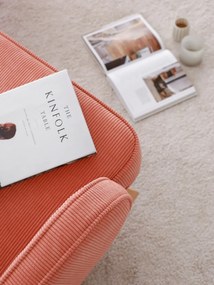 Nadčasové hojdacie kreslo Velvetique zo 100% bukového dreva - korálová