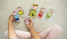 MARIONETINO Bábky a kulisy k rozprávke O troch prasiatkach
