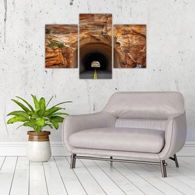 Obraz - tunel v skale (90x60 cm)