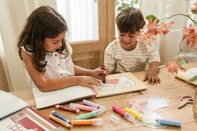 Kniha s vystrihovacími maskami Rosa