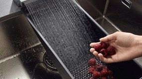 Hansgrohe - Multifunkčné sitko F14, čierna matná, HAN-40963000