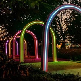 LED RGB Stmievateľný solárny pásik LED/1,2W/3,7V IP67 5m