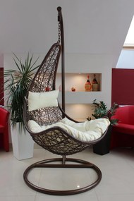 Garden Line ZÁVESNÁ STOLIČKA, TMAVO HNEDÁ, VANKÚŠ – KRÉMOVÁ, RÁM – TMAVO HNEDÁ, POLOVICA