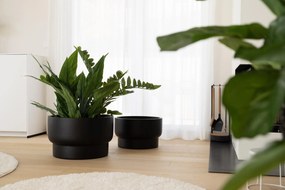 Dizajnový kvetináč LIVELLI, sklolaminát, výška 28 cm, čierny