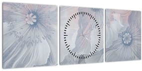 Obraz - Modré kvety na stene (s hodinami) (90x30 cm)