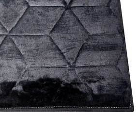 Koberec z umelej zajačej kožušiny 160 x 230 cm čierny THATTA Beliani