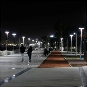 LED solárne pouličné svietidlo so senzorom LUVIA LED/15W/3,2V 4000K IP54 5400 mAh + diaľkový ovládač