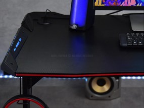 PC stolík Matts Led (čierna). Vlastná spoľahlivá doprava až k Vám domov. 1109786