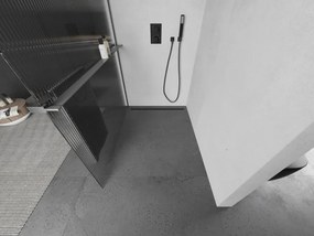 Mexen Kioto+ L, sprchová zástena Walk-In s poličkou a vešiakom 90 x 200 cm, 8mm sklo s rebrovým vzorom, grafitový profil, 800-090-123-66-09