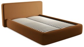 Čalúnená dvojlôžková posteľ v terakotovej farbe s úložným priestorom s roštom 140x200 cm Kiana – Makamii