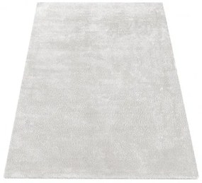 Krémový koberec s vyšším vlasom Šírka: 120 cm | Dĺžka: 180 cm