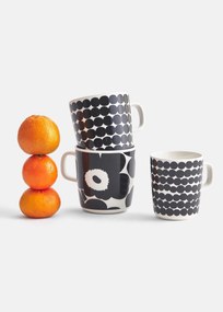 Marimekko Hrnček Oiva Unikko 400ml čierny