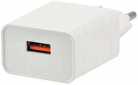 BERGE Biela USB nabíjačka do zásuvky 5V 3A