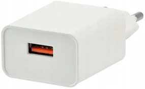 BERGE Biela USB nabíjačka do zásuvky 5V 3A