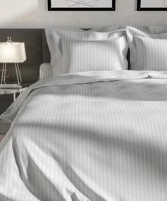 Damašková obliečka BIELA – luxusná 100 % bavlna, elegantné prúžky, 140×200 + 70×90 cm