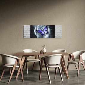 Obraz - Fialový motýľ na stene (s hodinami) (90x30 cm)