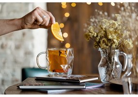 Súprava 2 dvojstenných hrnčekov Vialli Design Geo, 330 ml